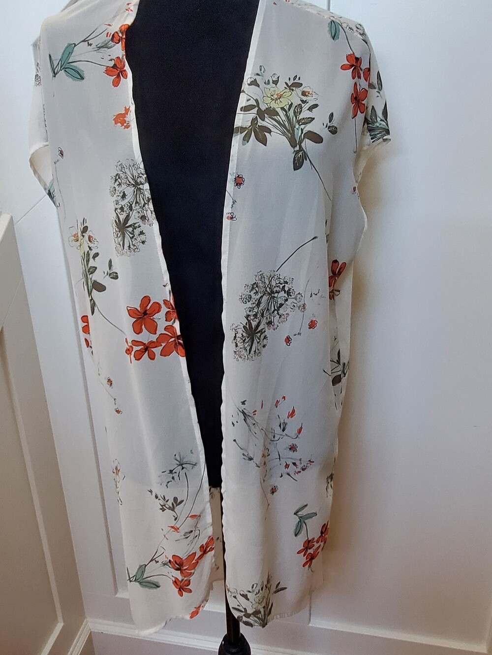Floral Open-Front Cream Kimono Blouse